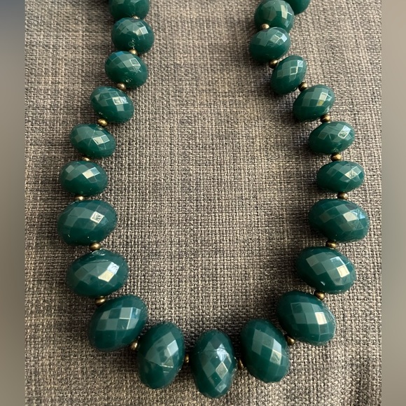 Chunky Teal Bead Necklace Vintage Avon 2006 Statement Jewelry Boho Retro Green - Picture 3 of 3